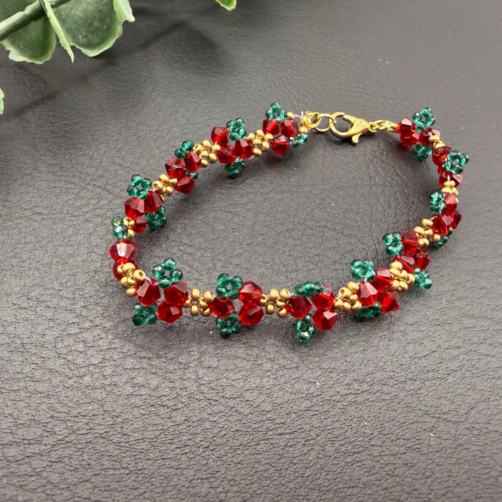 Gold-Accent Red & Green Crystal Beaded Bracelet